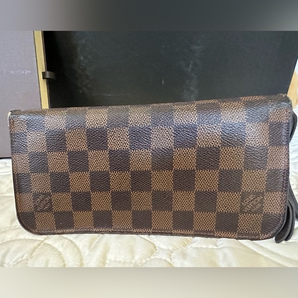 Louis Vuitton wallet - Picture 3 of 3